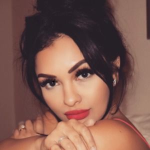 Meet your Posher, Anyssa